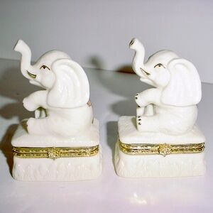 LOT TWO (2) FORMALITIES BY BAUM BROS ELEPHANT HINGED TRINKET BOXES CREAM & GOLD